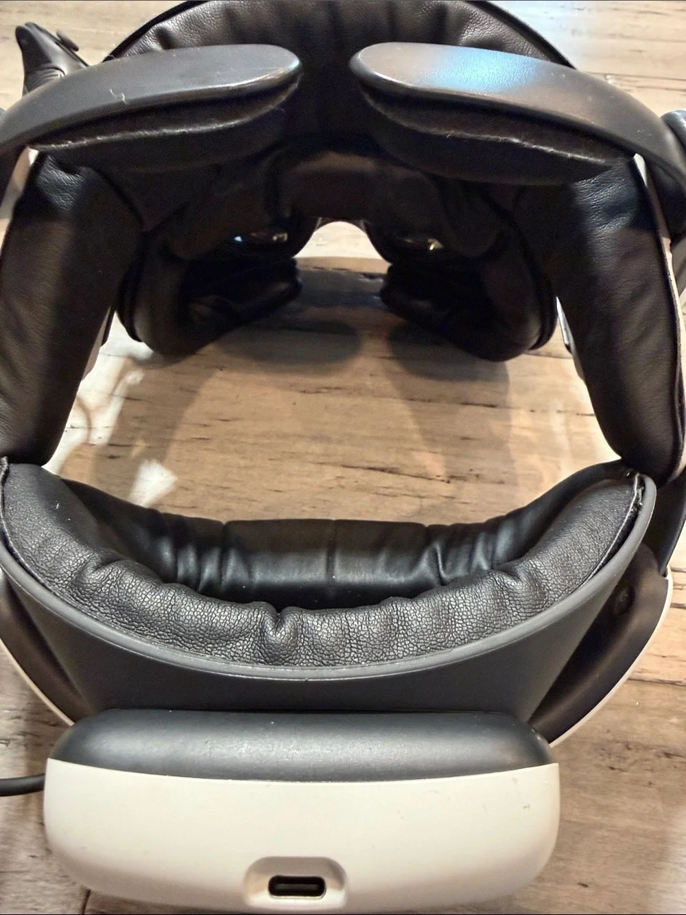 NWOT Meta Quest 3 Headset with Controllers - Bobo VR S3 Pro Headstrap